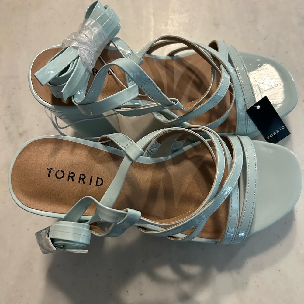 NWT Torrid strapped Laced up Platform Heeled Sandals Size 8 - Picture 6 of 8
